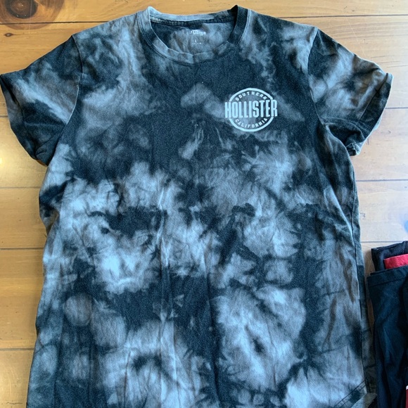 Bundle of random tees. NEED GONE ASAP - Picture 3 of 6